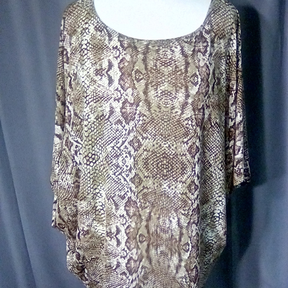 Fenn Wright Manson Size 1X snake skin print top - Picture 1 of 5